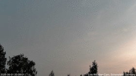 2025-06-01 20:09-22:39 animated GIF