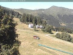 view from Alpe di Mera - Arrivo pista Baita e campo scuola on 2025-07-01