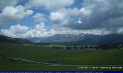 view from Pian Cansiglio - Casera Le Rotte on 2025-05-11