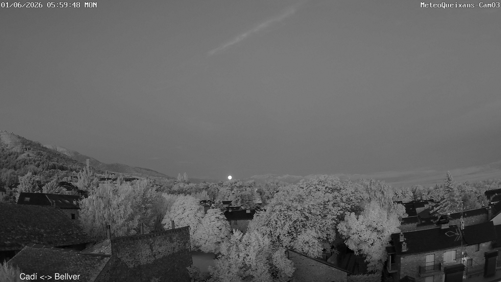 time-lapse frame, 2026-06-01 06:00-20:00 webcam