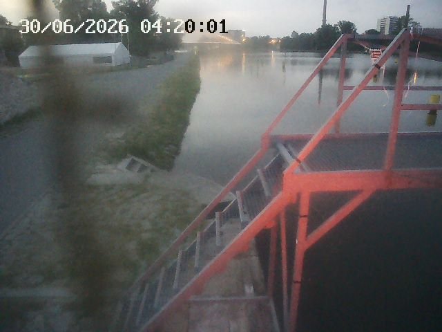 time-lapse frame, Troja - Warm Up webcam