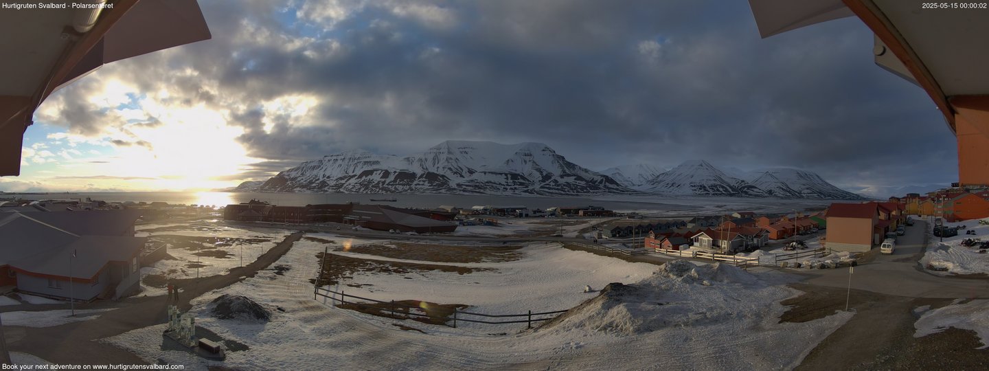 time-lapse frame, Hurtigruten Svalbard - Hiorthfjellet webcam