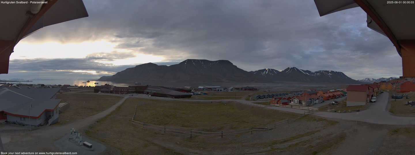 time-lapse frame, Hurtigruten Svalbard - Hiorthfjellet webcam