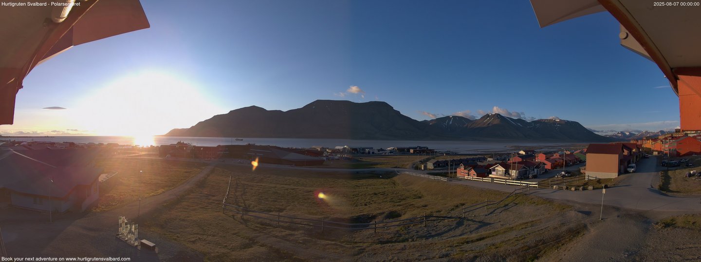 time-lapse frame, Hurtigruten Svalbard - Hiorthfjellet webcam