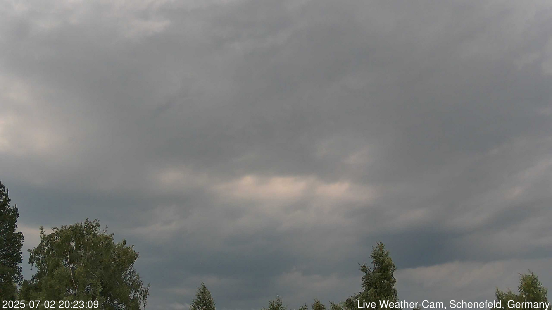time-lapse frame, 2025-07-02 20:23-22:53 webcam