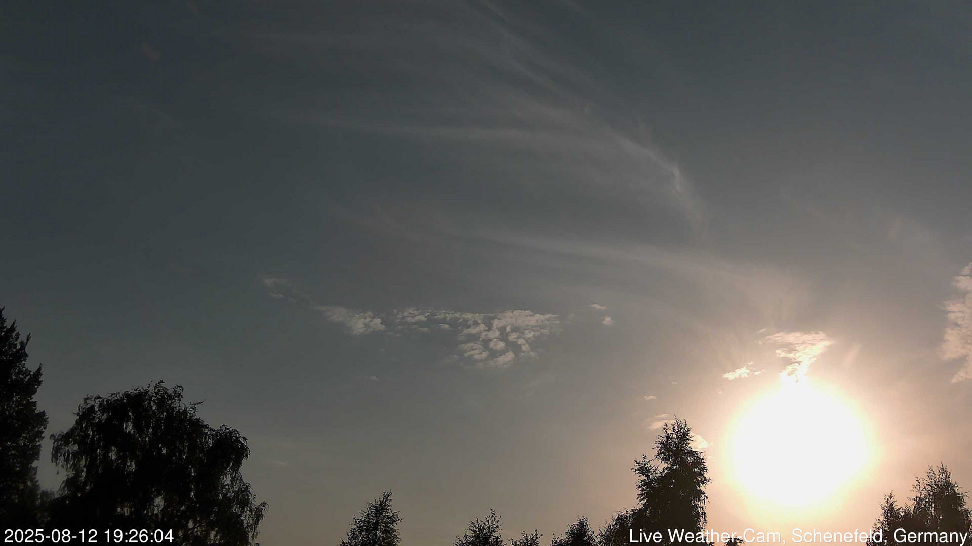 time-lapse frame, 2025-08-12 19:26-21:56 webcam