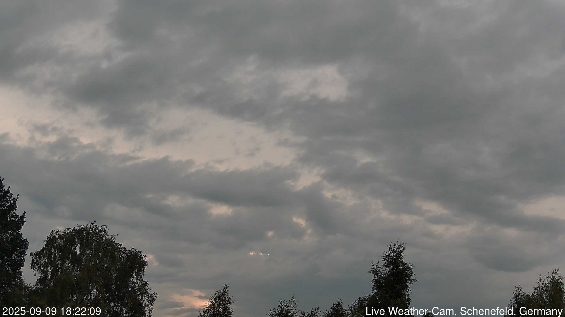 time-lapse frame, 2025-09-09 18:22-20:52 webcam