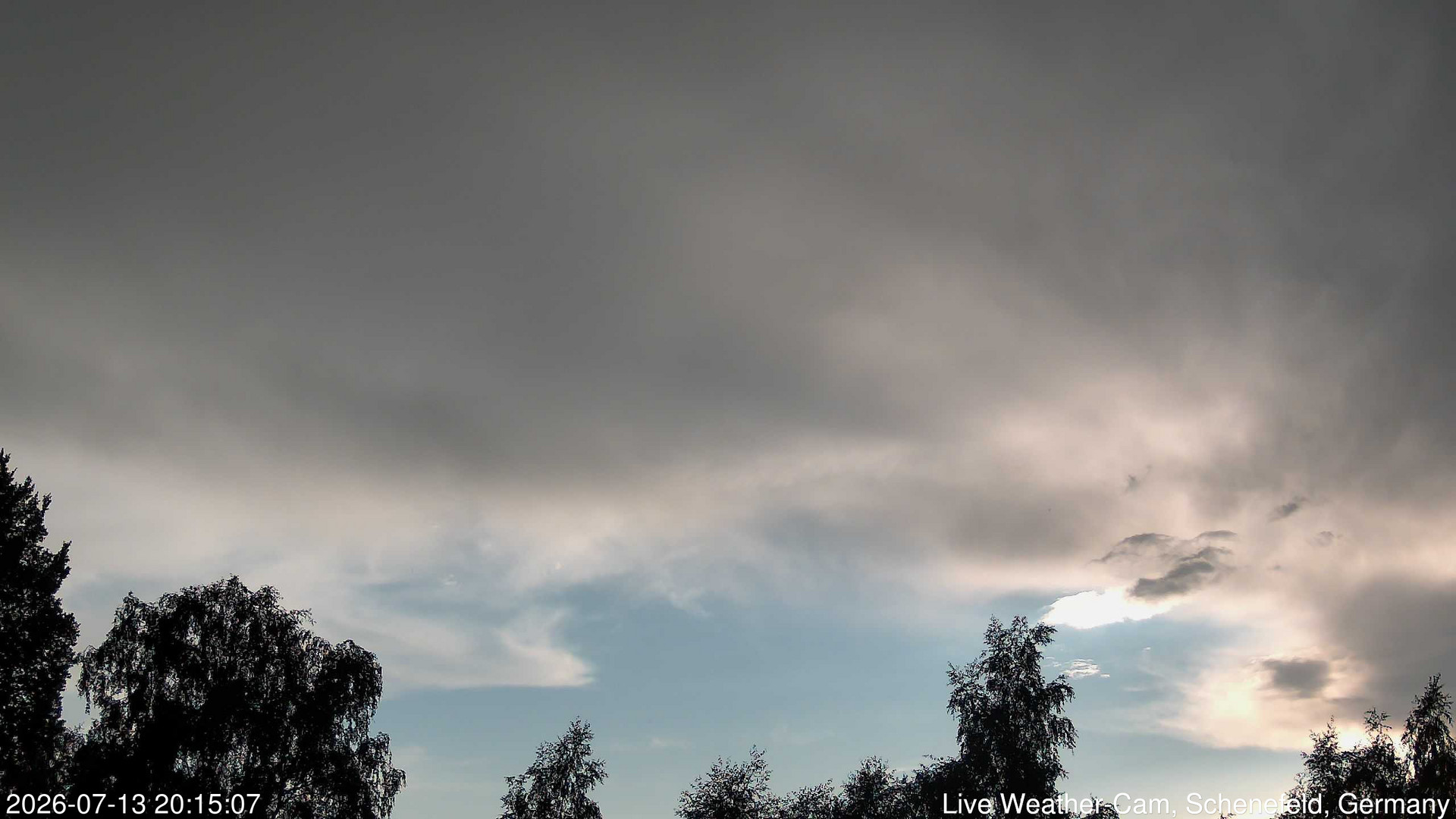 time-lapse frame, 2026-07-13 20:15-22:45 webcam