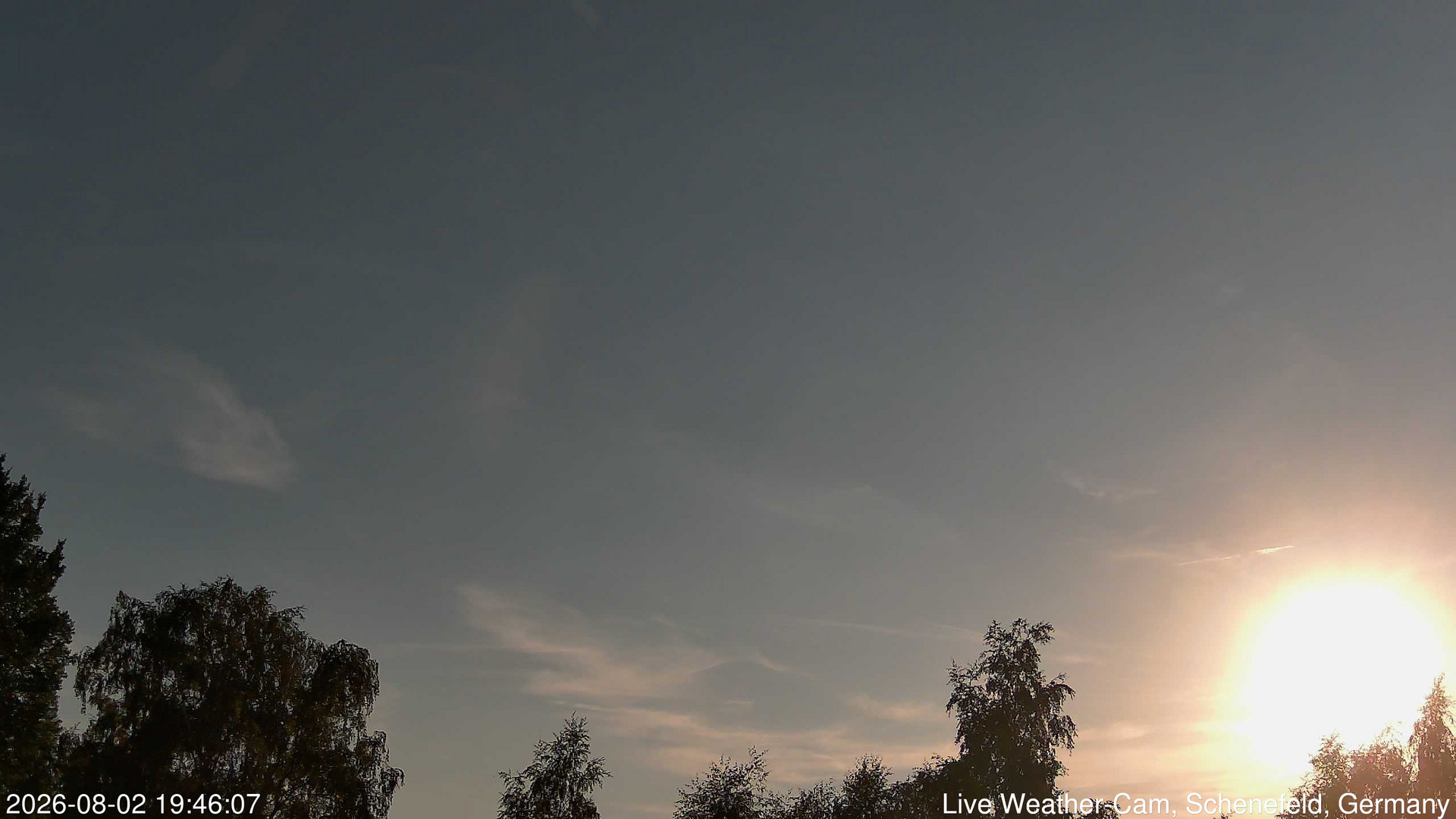 time-lapse frame, 2026-08-02 19:46-22:16 webcam
