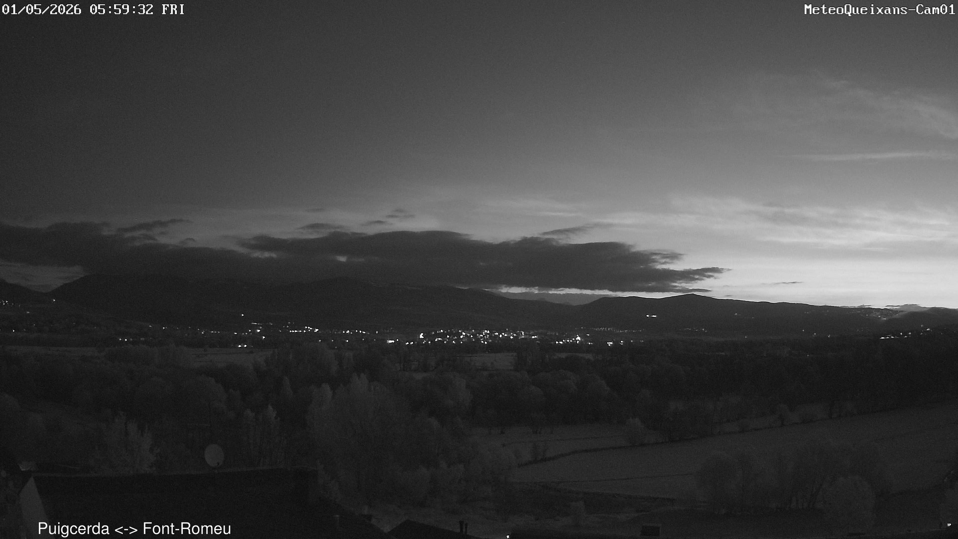 time-lapse frame, 2026-05-01 06:00-20:00 webcam