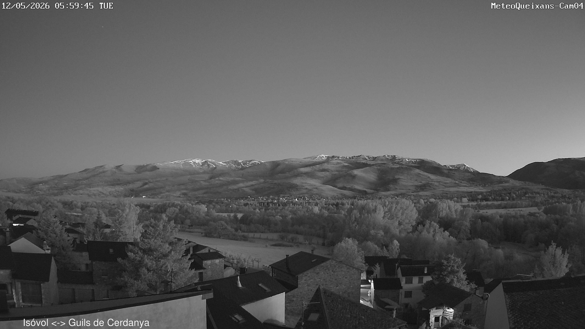time-lapse frame, 2026-05-12 06:00-20:00 webcam