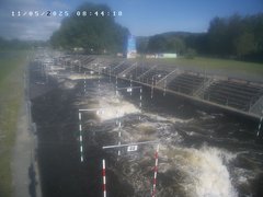 view from Troja - bottom on 2025-05-11