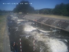 view from Troja - bottom on 2025-07-01