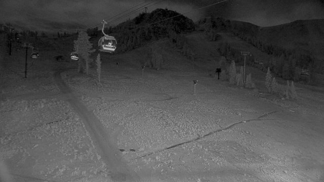time-lapse frame, Mammoth Main Lodge webcam