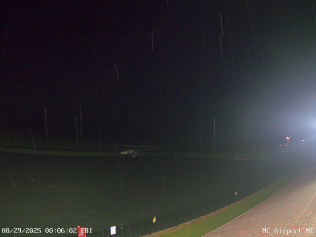 time-lapse frame, Mifflin County Airport (east) webcam