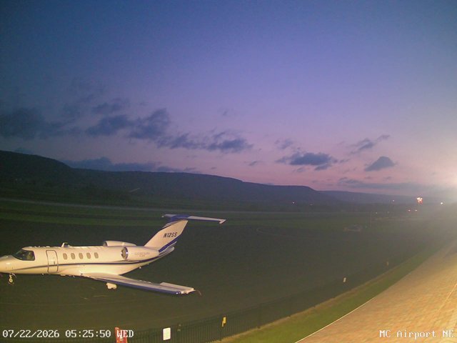 time-lapse frame, Mifflin County Airport (east) webcam