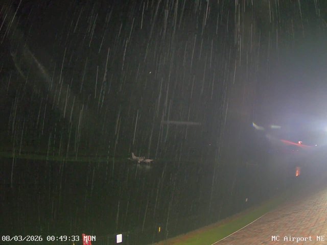 time-lapse frame, Mifflin County Airport (east) webcam
