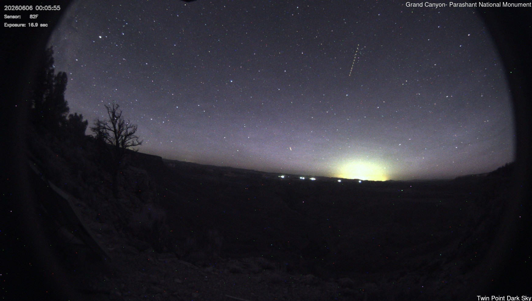 time-lapse frame, Twin Point - Dark Sky webcam