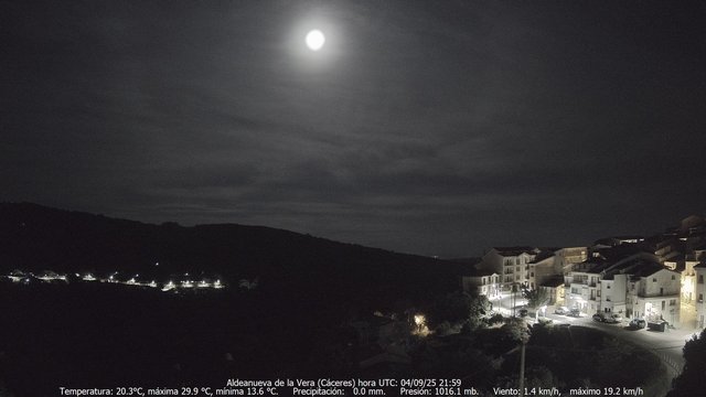 time-lapse frame, MeteoGredos webcam