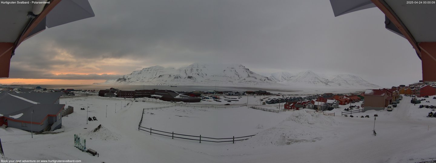 time-lapse frame, Hurtigruten Svalbard - Hiorthfjellet webcam