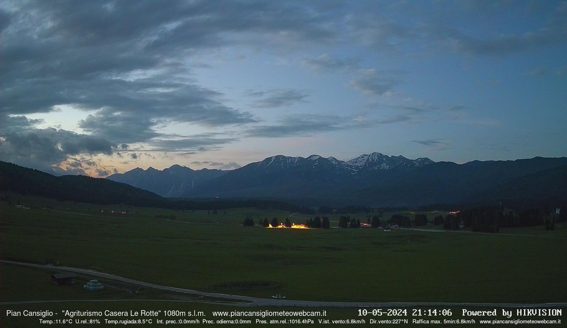 time-lapse frame, notte aurora boreale 11.05.2024 webcam