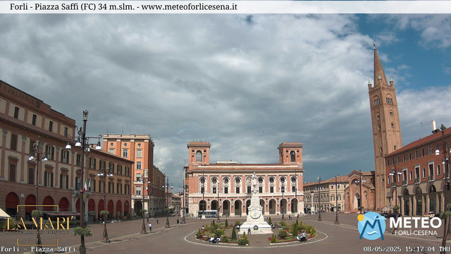 time-lapse frame, Forlì - Piazza Saffi webcam